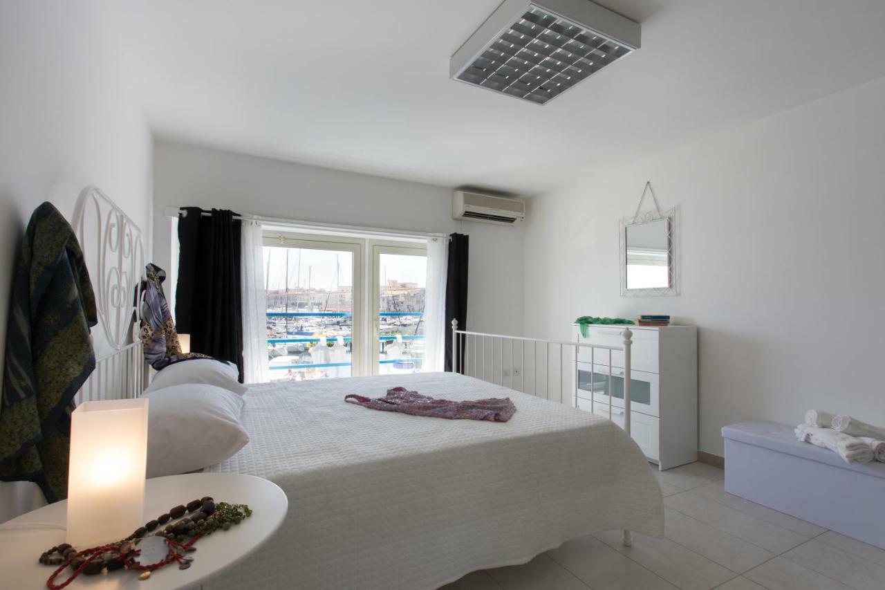 Tyche Apartment Syracuse Bagian luar foto